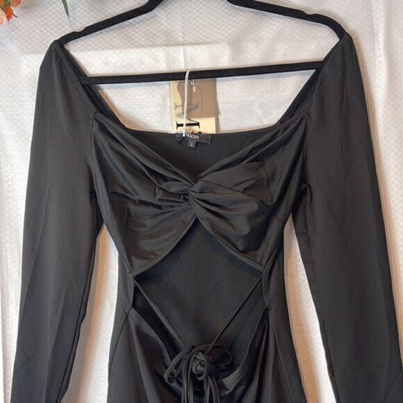 Micas Tie Waist Twisted Front Mini Black Dress Size Large — image 4 of 8